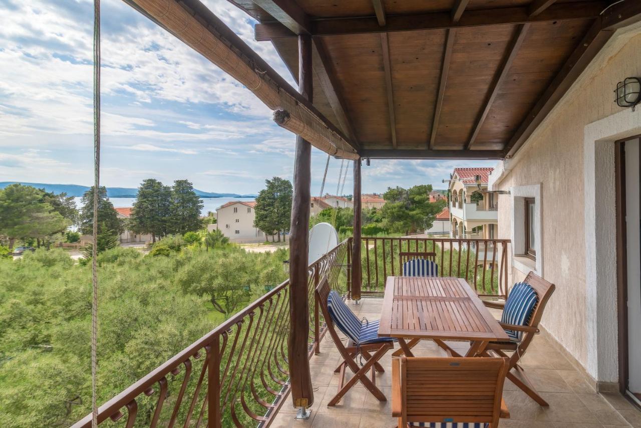 Apartments Bepina Биоград-на-Мору Экстерьер фото