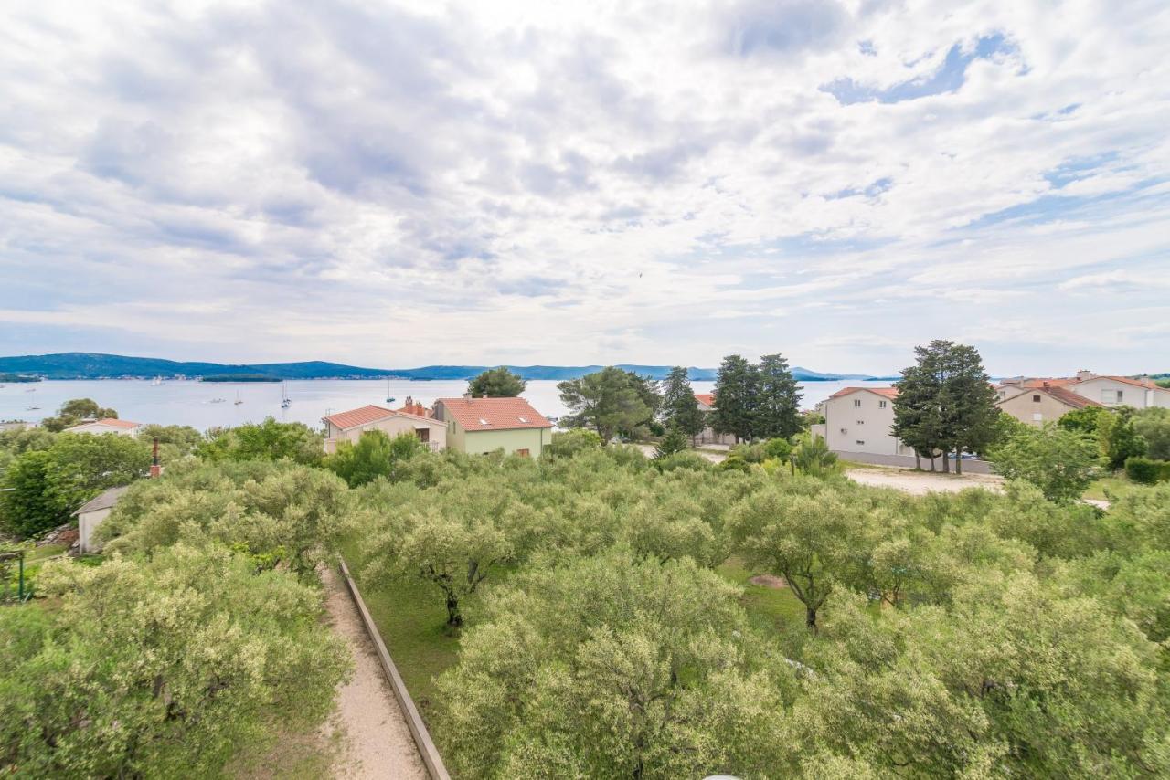 Apartments Bepina Биоград-на-Мору Экстерьер фото